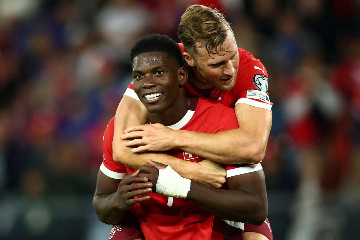Mundial 2026: Breel Embolo (Suíça) autorizado a entrar nos Estados Unidos após problema com visto
