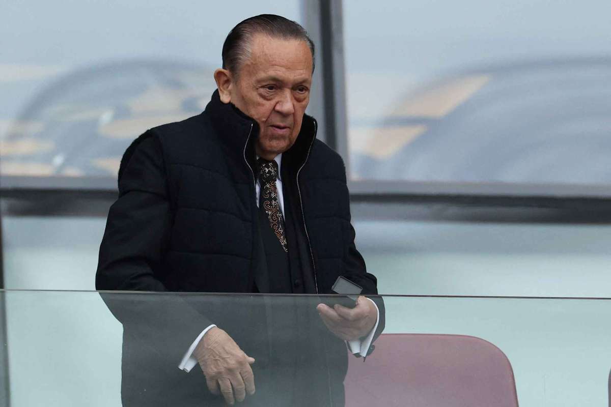 'Incredibly painful': West Ham chairman Sullivan steps down amid serious allegations
