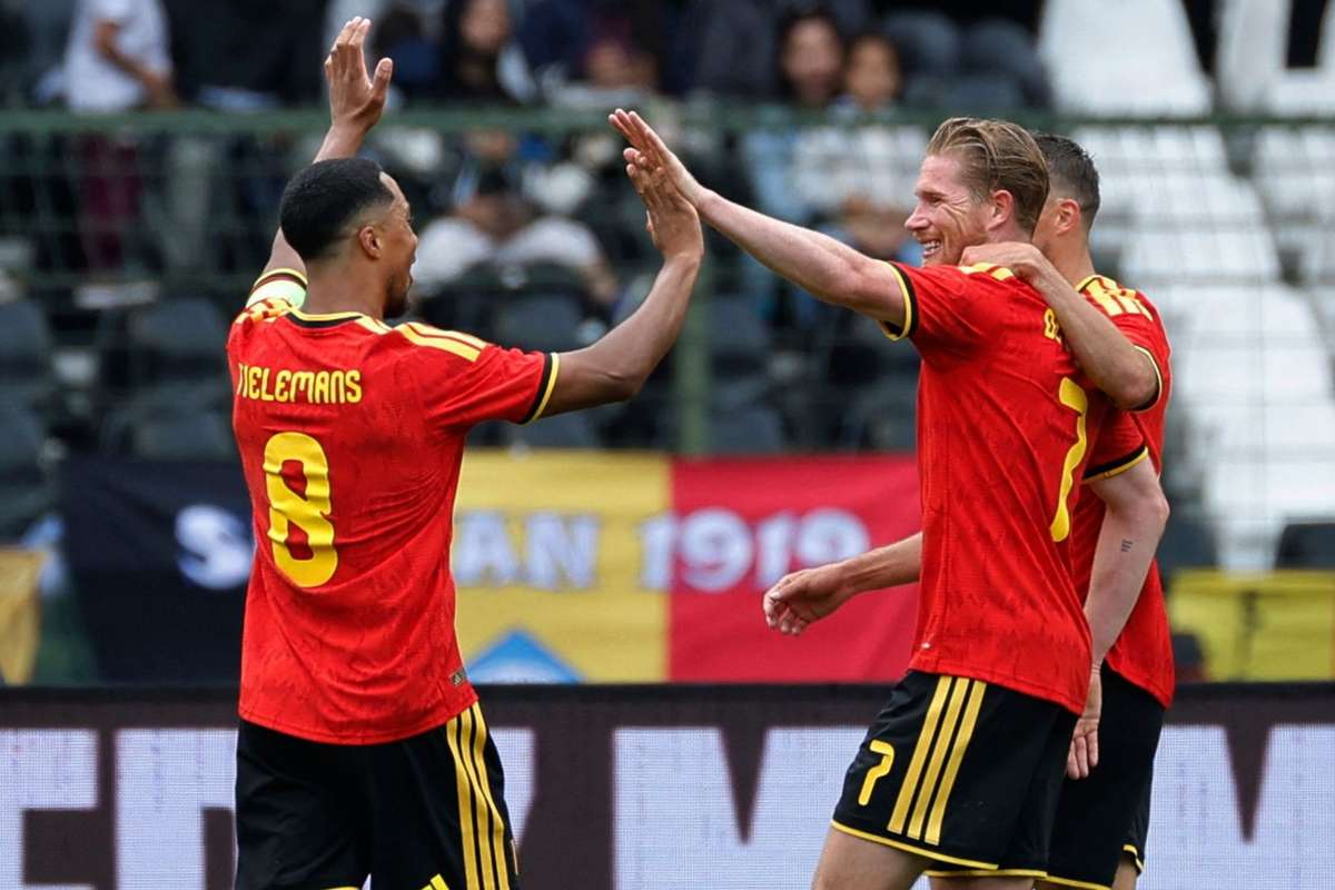 Bélgica goleia Tunísia e segue para o Mundial sem perder há mais de 1 ano