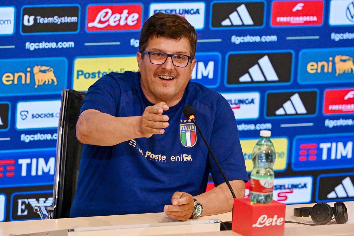 Baldini alerta Itália para não "ceder à pressão" frente à Grécia