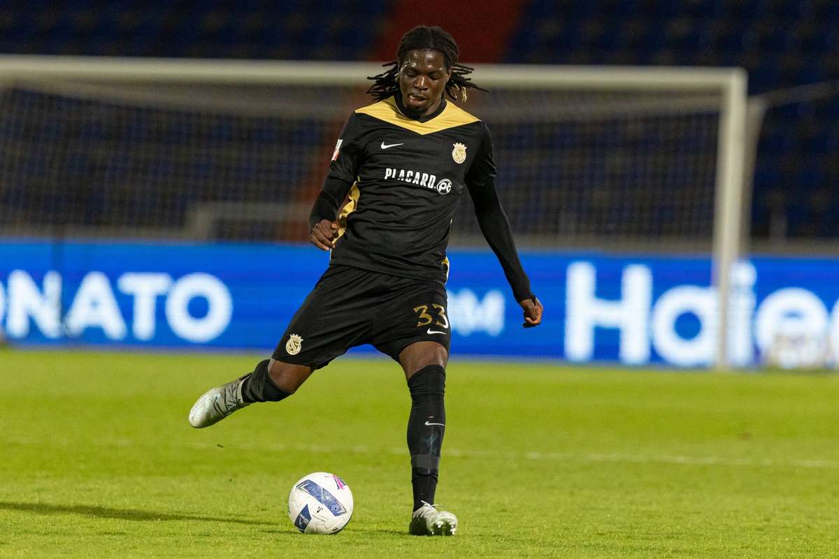 Borussia Dortmund propõe 17 milhões de euros por Bastien Meupiyou (Alverca)