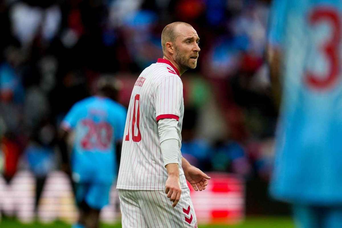 Eriksen kollabiert erneut, Teamarzt gibt Entwarnung