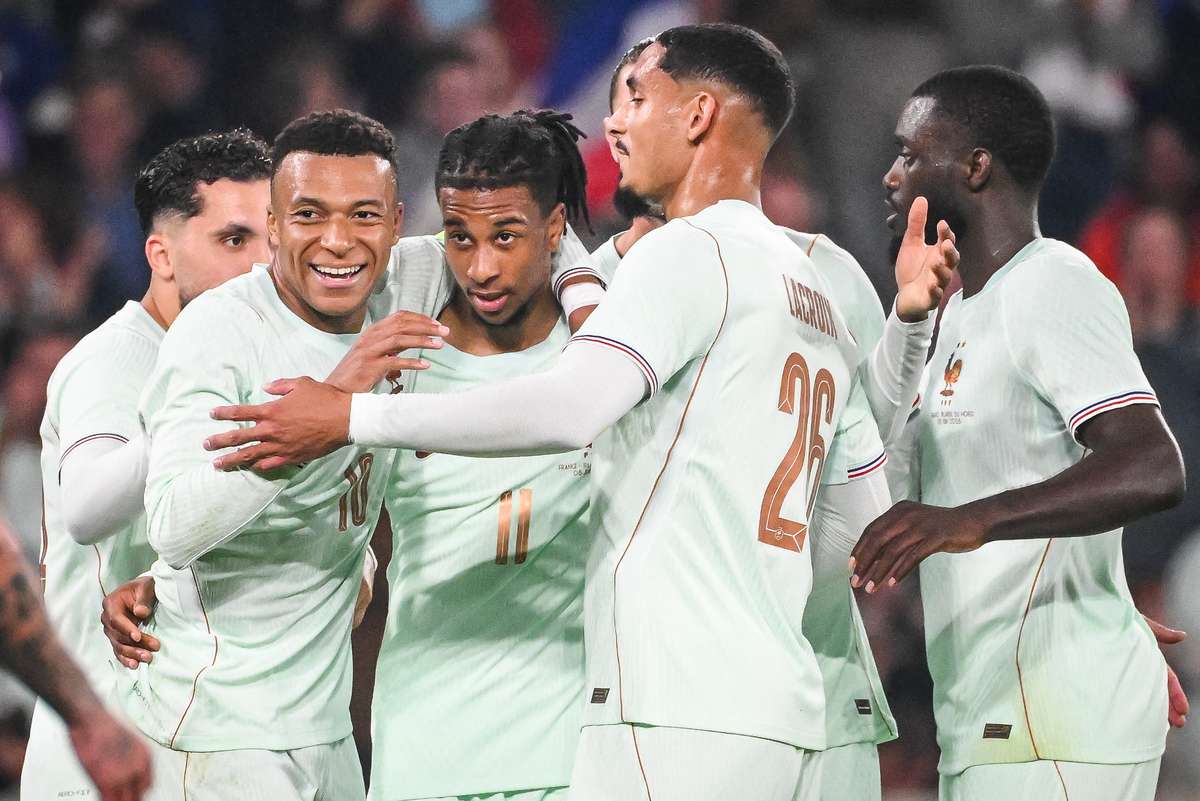 Auteur d'un triplé, Olise porte les Bleus face à l'Irlande du Nord