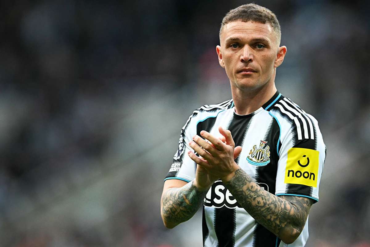 É oficial: Kieran Trippier é a primeira contratação do despromovido Wolves