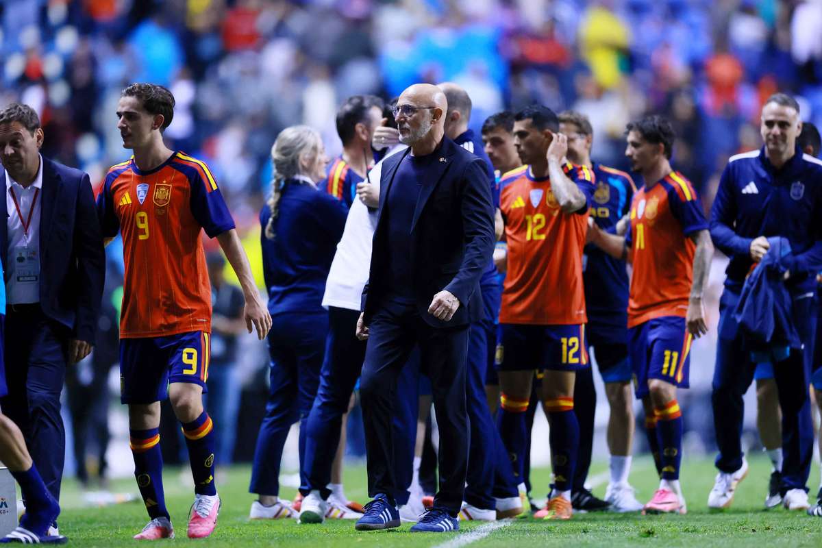 De la Fuente após triunfo sobre o Peru: "Acreditamos no modelo que seguimos"