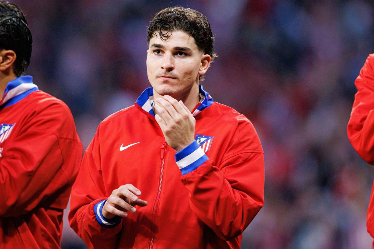 Atletico Madrid Turn Down Real Madrid's Enormous €150 Million Offer for Julian Alvarez