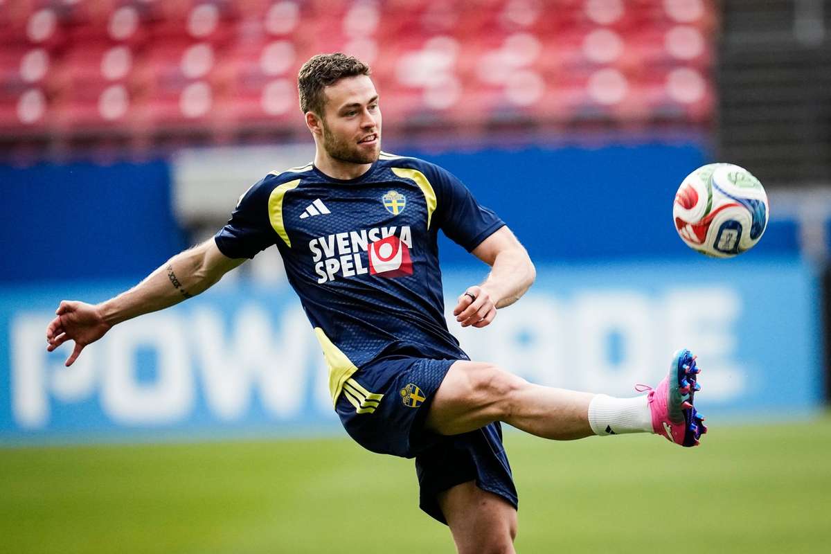 Worry for Sweden as illness keeps Gabriel Gudmundsson out of training