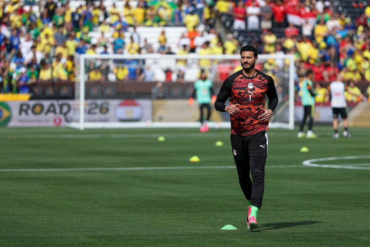 Egypt Goalkeeper Mohamed El Shenawy Confident Ahead of 'Huge' World Cup Opener Against Belgium