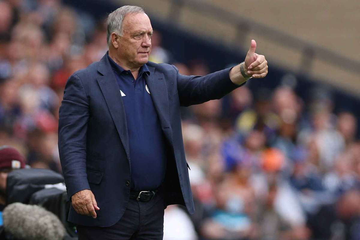Wunder, Abschied, Rückkehr: Trainer-Legende Advocaat hegt Hoffnungen mit Curacao
