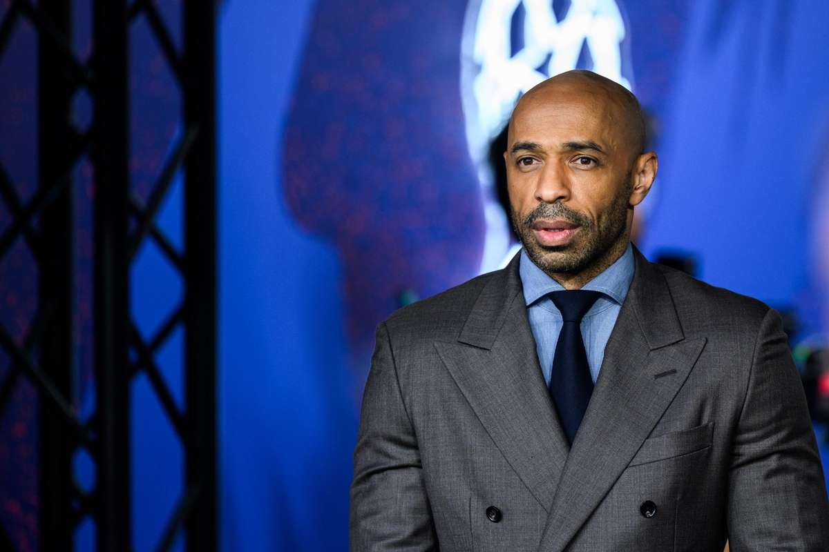 Henry apela ao Arsenal para se reforçar no verão e estar atento aos rivais