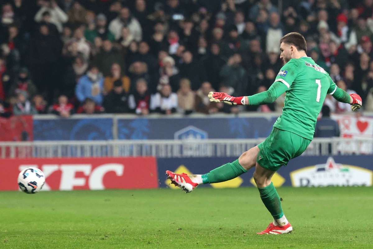 Reims cède le gardien Ewen Jaouen à Newcastle pour 28,5 millions d’euros