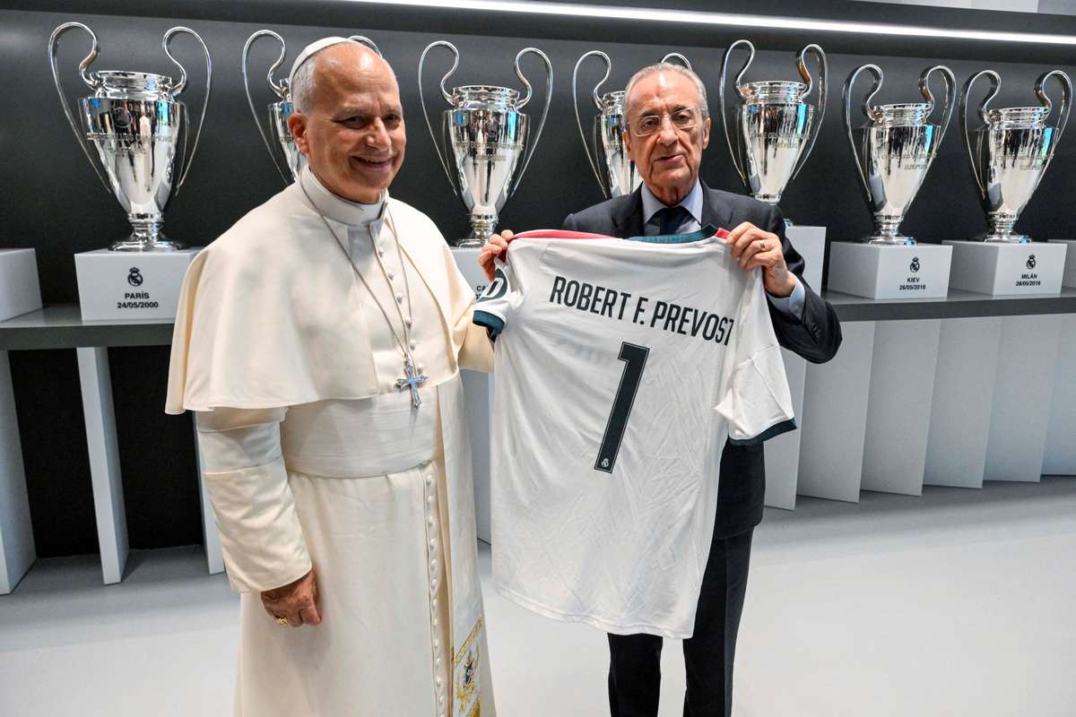 Papa Leão XIV sublinha que a vida e o futebol se praticam em equipa