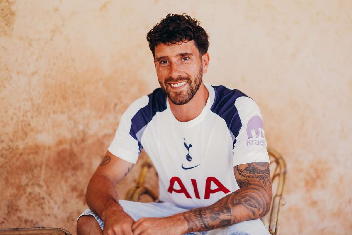 El Tottenham hace oficial la incorporación de Senesi como agente libre tras su salida del Bournemouth