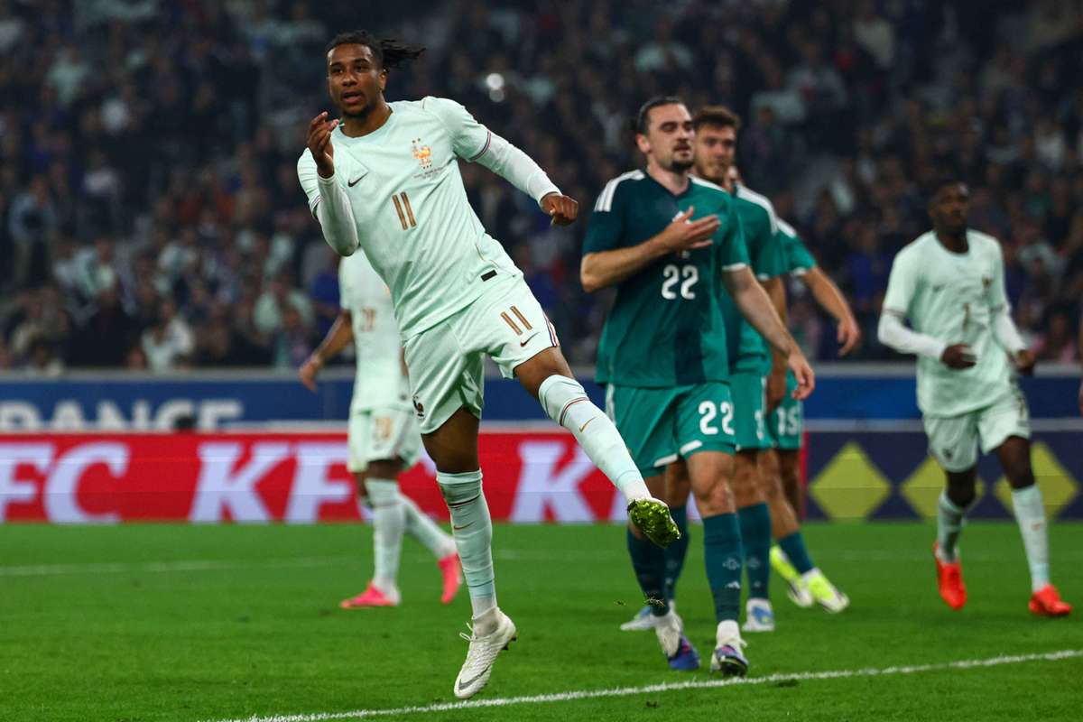 PSG considera vender Gonçalo Ramos para contratar Michael Olise