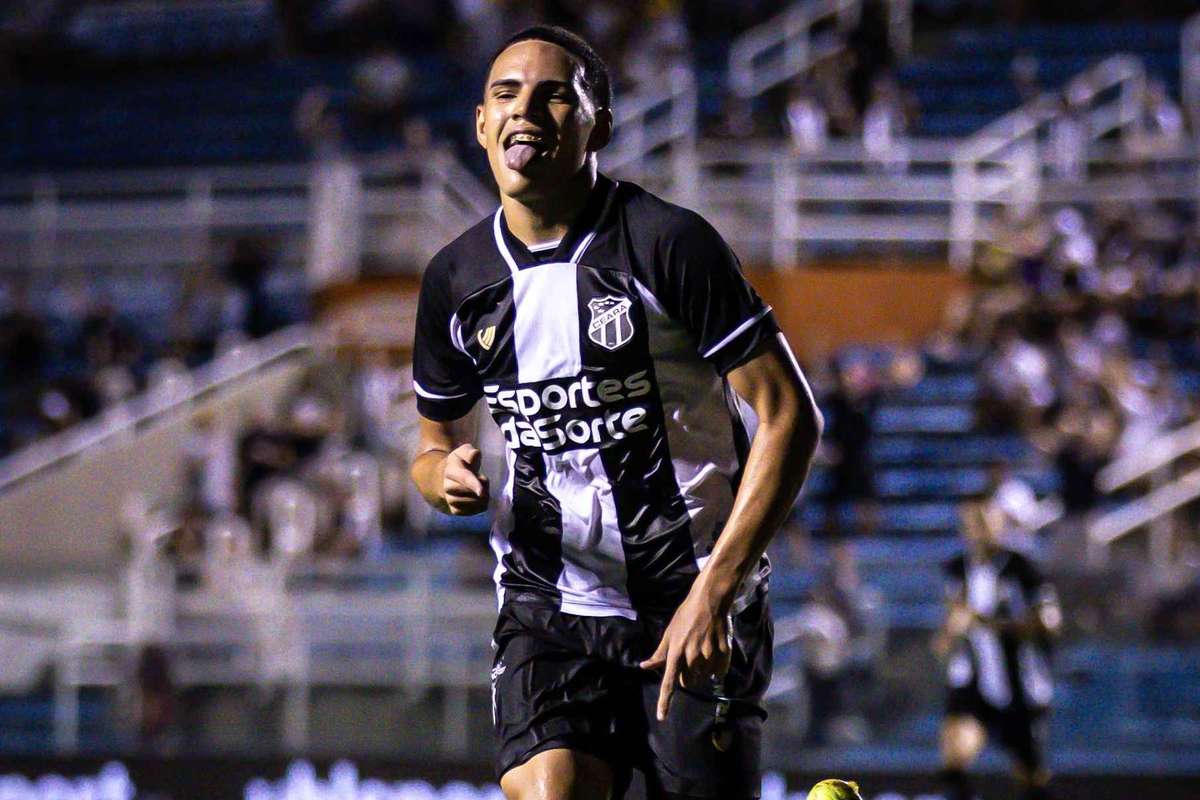 Ceará vence Avaí com exibição de Melk e ganha fôlego na Série B