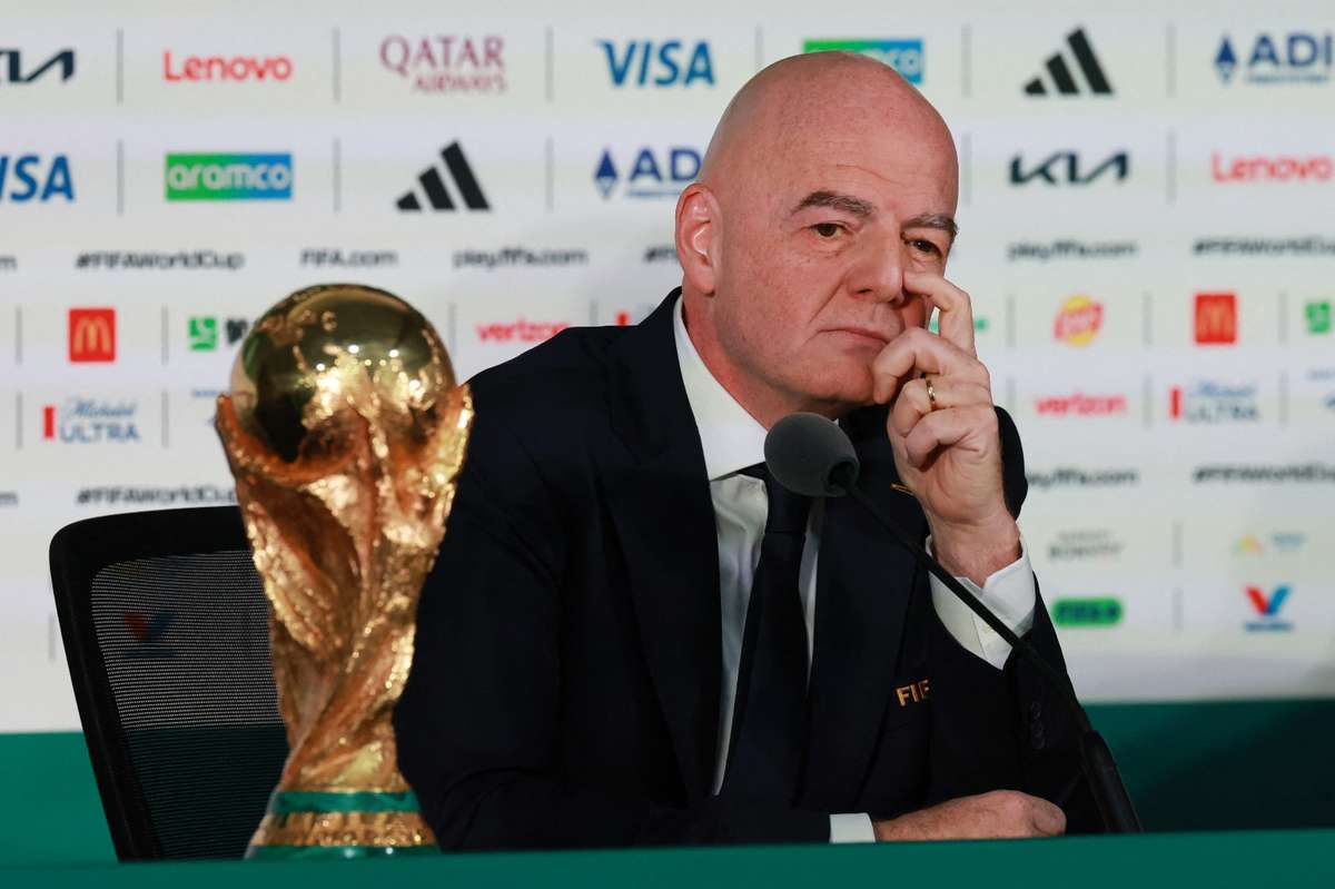 Controverses autour de la Coupe du monde : Infantino veut juste "chiller et se détendre"