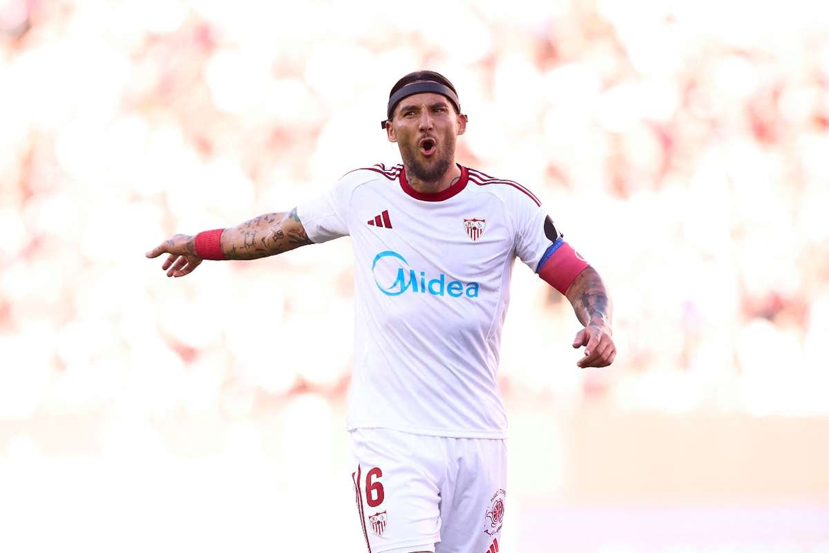 Confirmado: Nemanja Gudelj abandona o Sevilha ao fim de sete temporadas