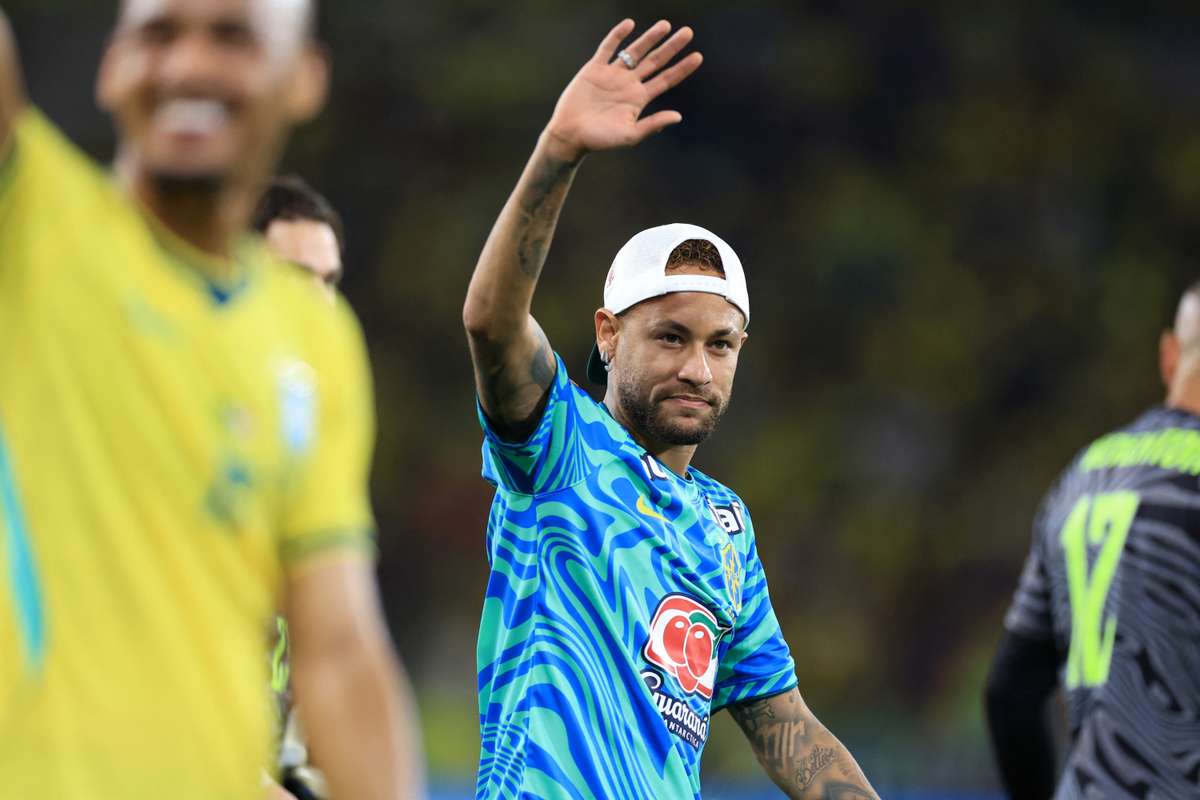 Preocupações crescentes em torno de Neymar: "Máquina de marketing" ou jogador-chave?
