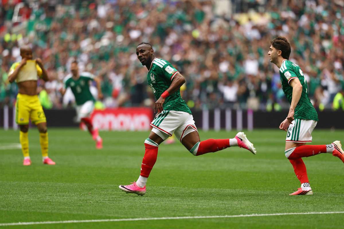 Julián Quiñones, do México, marcou o primeiro golo da 23.ª edição do Mundial-2026