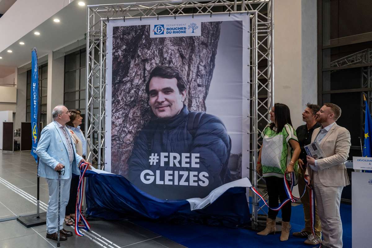 Le reporter français incarcéré en Algérie Christophe Gleizes "se porte bien"