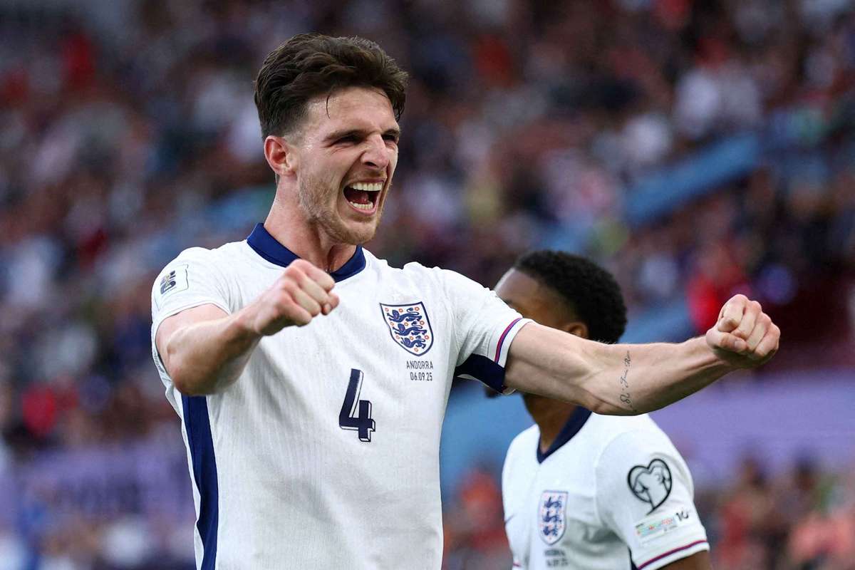 Declan Rice sofreu um escaldão nos EUA e brincou: "A minha mãe ralhou comigo"