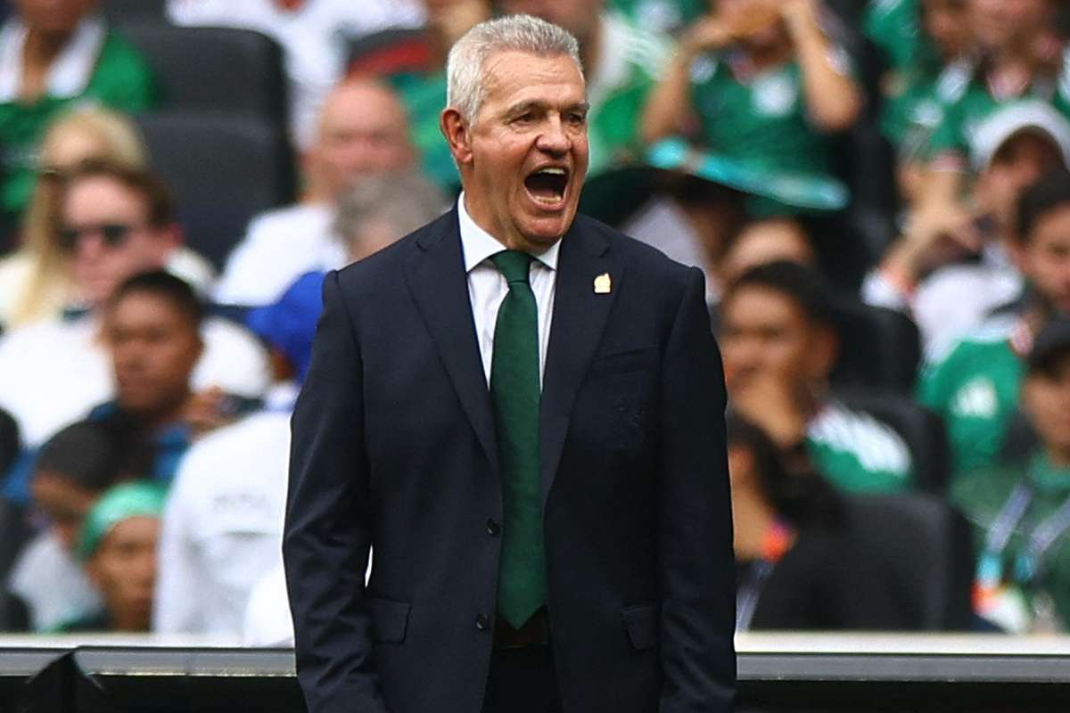 Técnico Javier Aguirre quer "melhorar" rendimento do México após triunfo na estreia