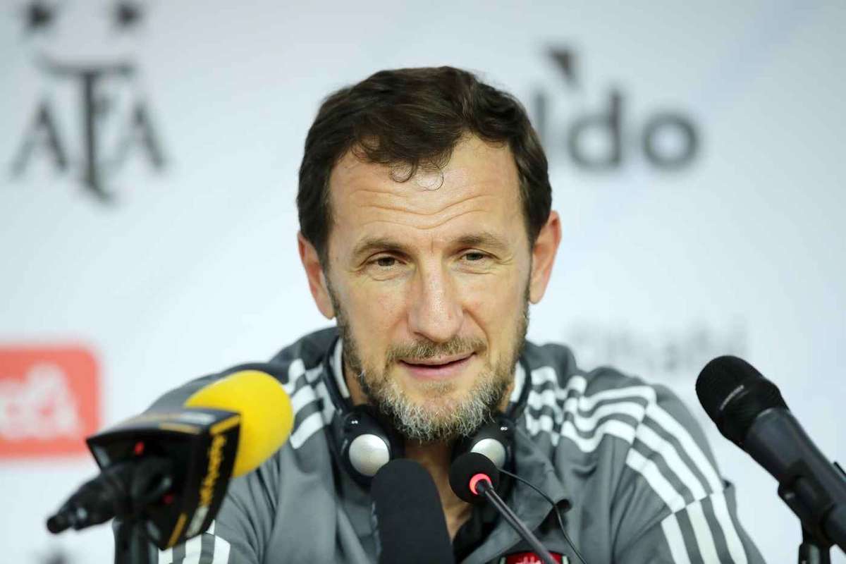 El Vasco Arruabarrena se muestra ilusionado ante su posible regreso a Boca Juniors