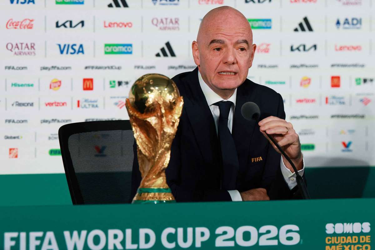 Infantino mit Seitenhieb: Größere WM wäre für Italien eine Chance