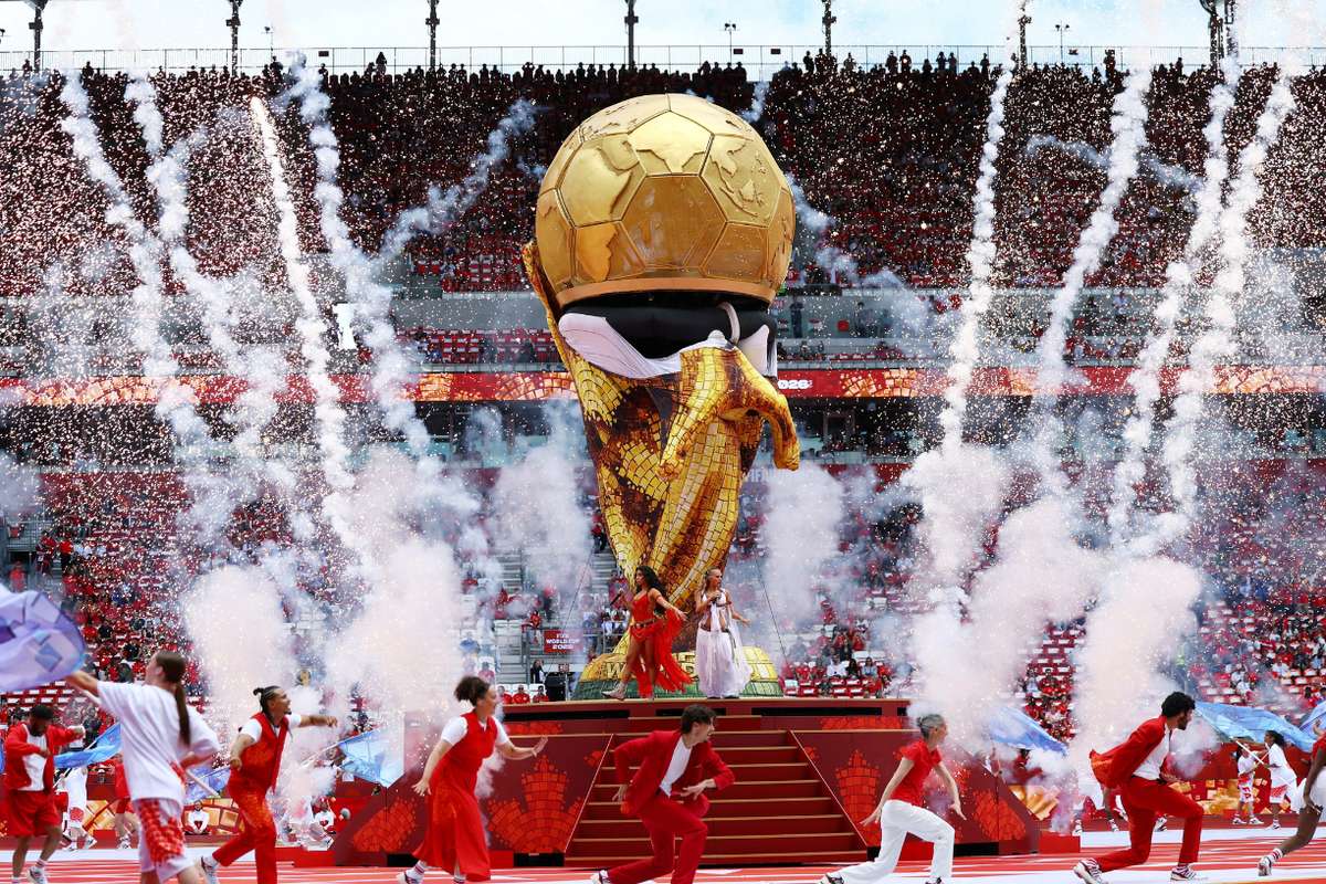 Cerimónia de abertura do Mundial no Canadá marcada por falha em réplica do troféu; Veja fotos