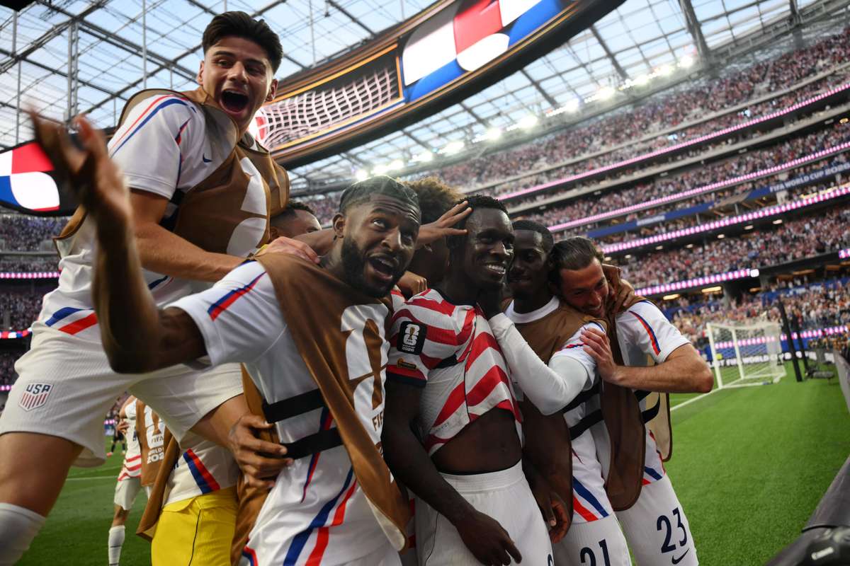 EUA registam primeiro tempo histórico na estreia do Mundial