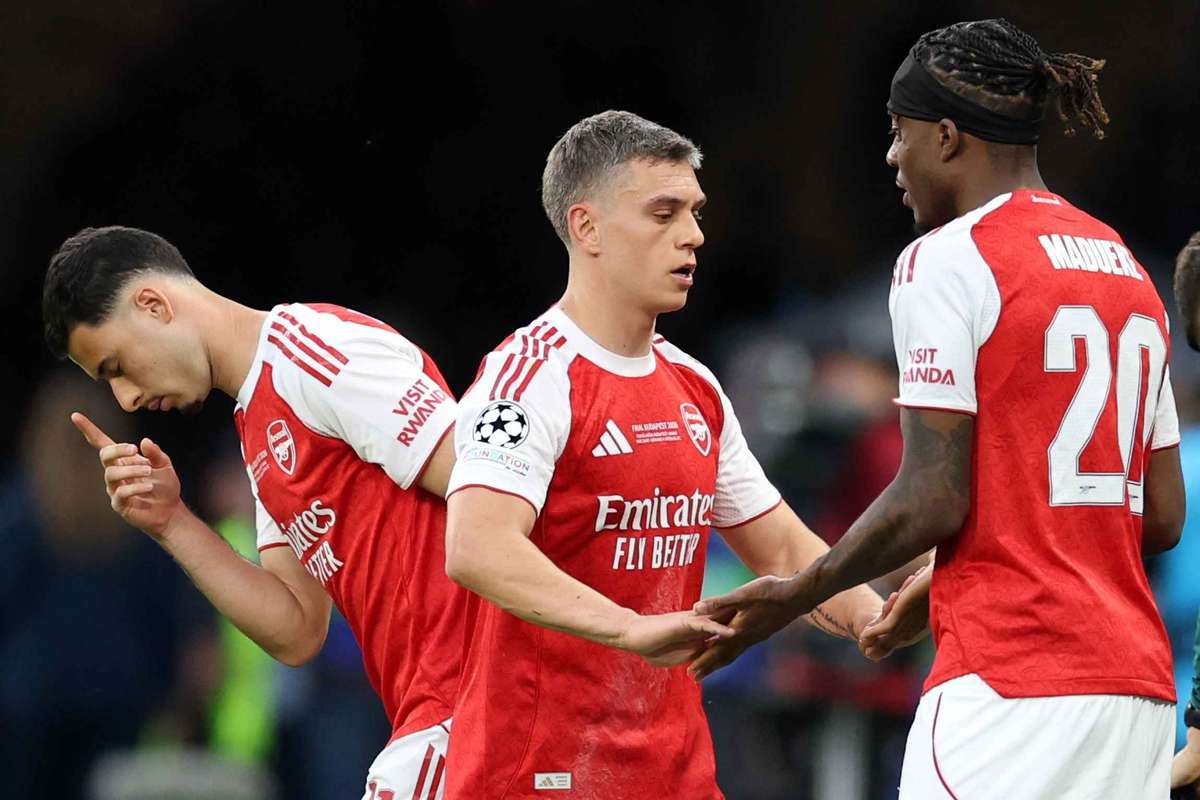 Besiktas em "negociações avançadas" com Leandro Trossard (Arsenal)