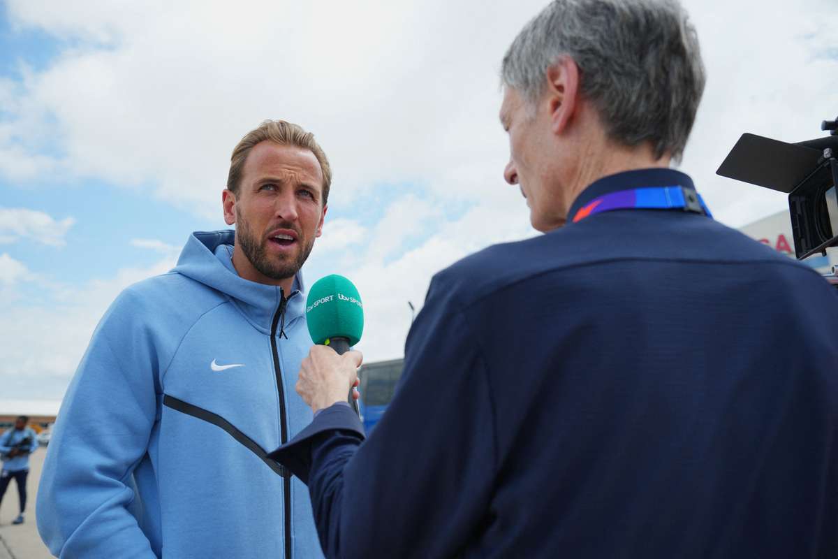 Kane elogia la preparazione dell'Inghilterra mentre la squadra arriva al campo base dei Mondiali