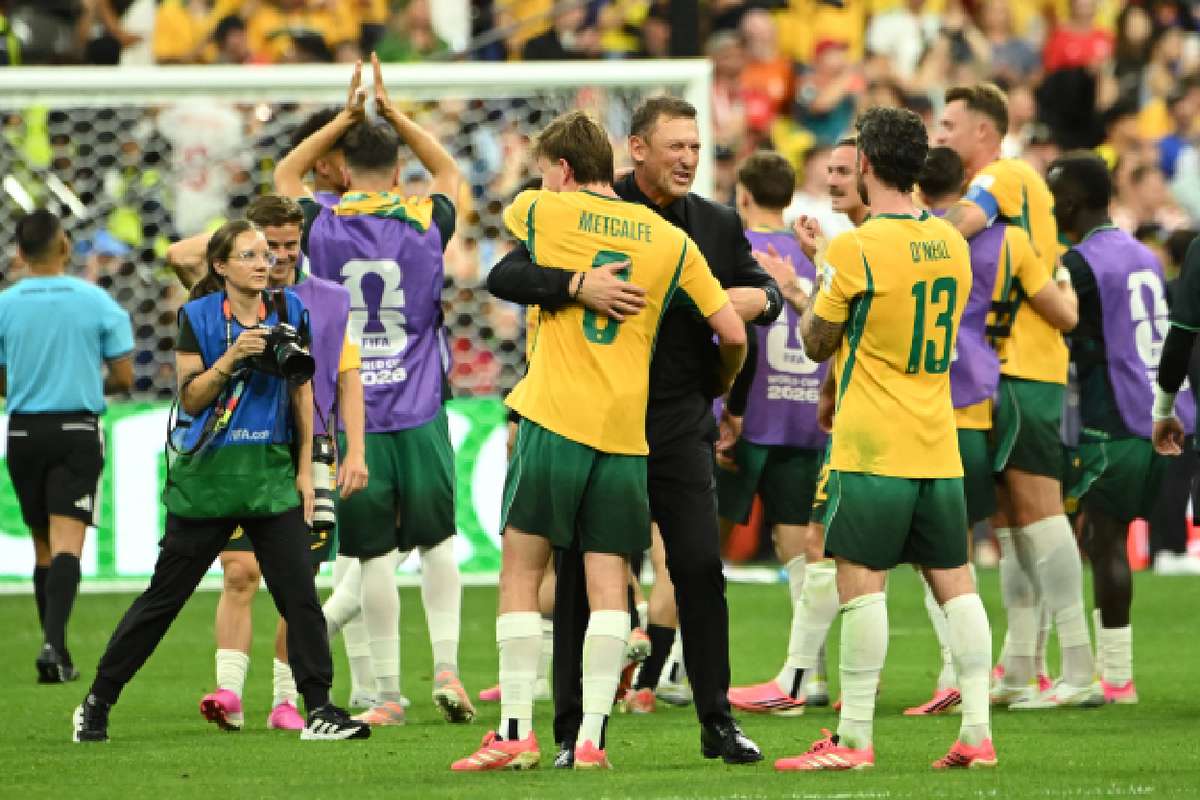 Tony Popovic svela: la scommessa in formazione ha pagato dopo lo storico successo dell'Australia ai Mondiali