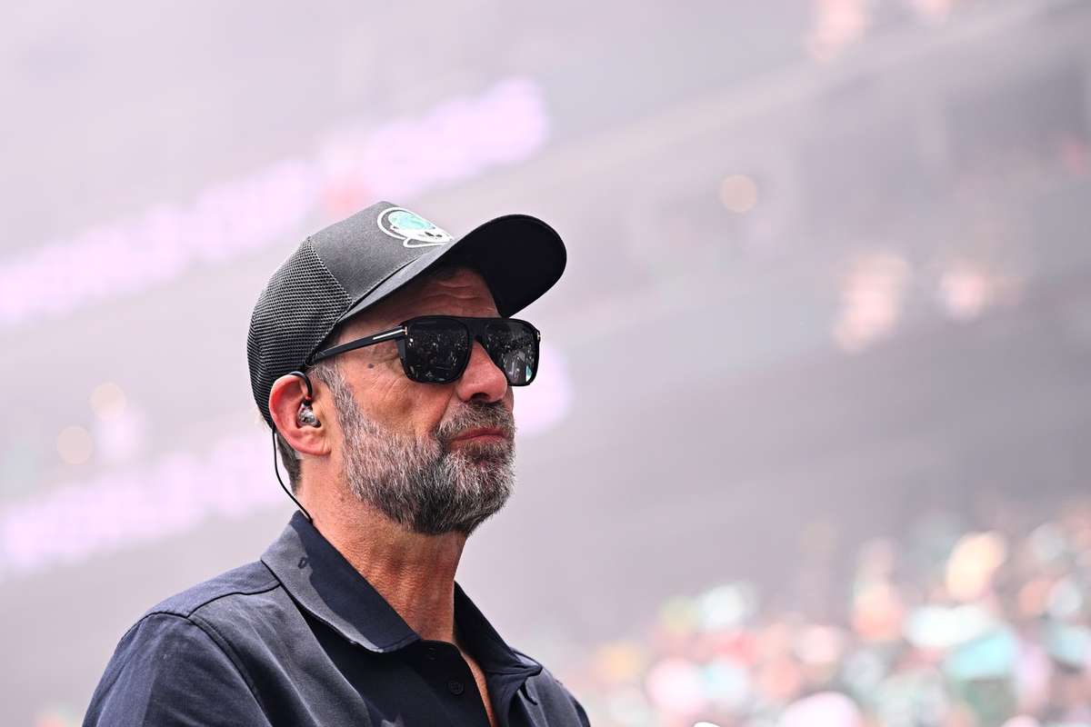 Klopp brinca sobre possível despedimento de Nagelsmann: «Treinador-sombra»