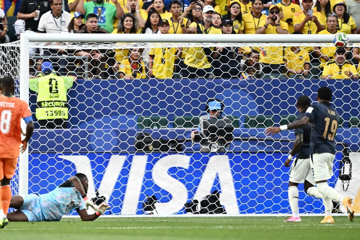 Número do Jogo: Costa do Marfim x Equador tem 4 bolas na trave e bate recorde