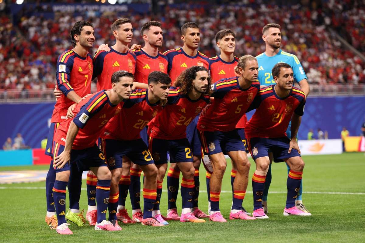 España rompe el empate con Italia y establece una nueva marca de partidos oficiales sin perder