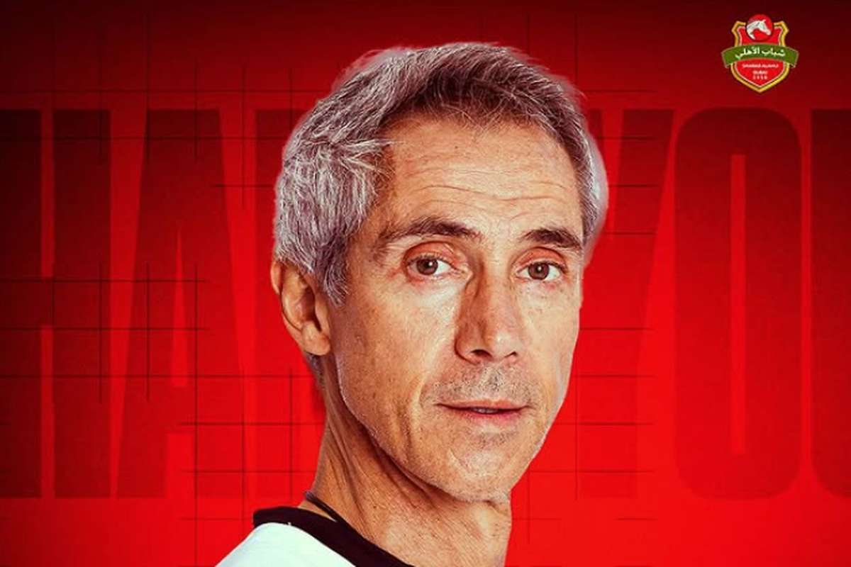 Paulo Sousa deixa oficialmente o Shabab Al Ahli