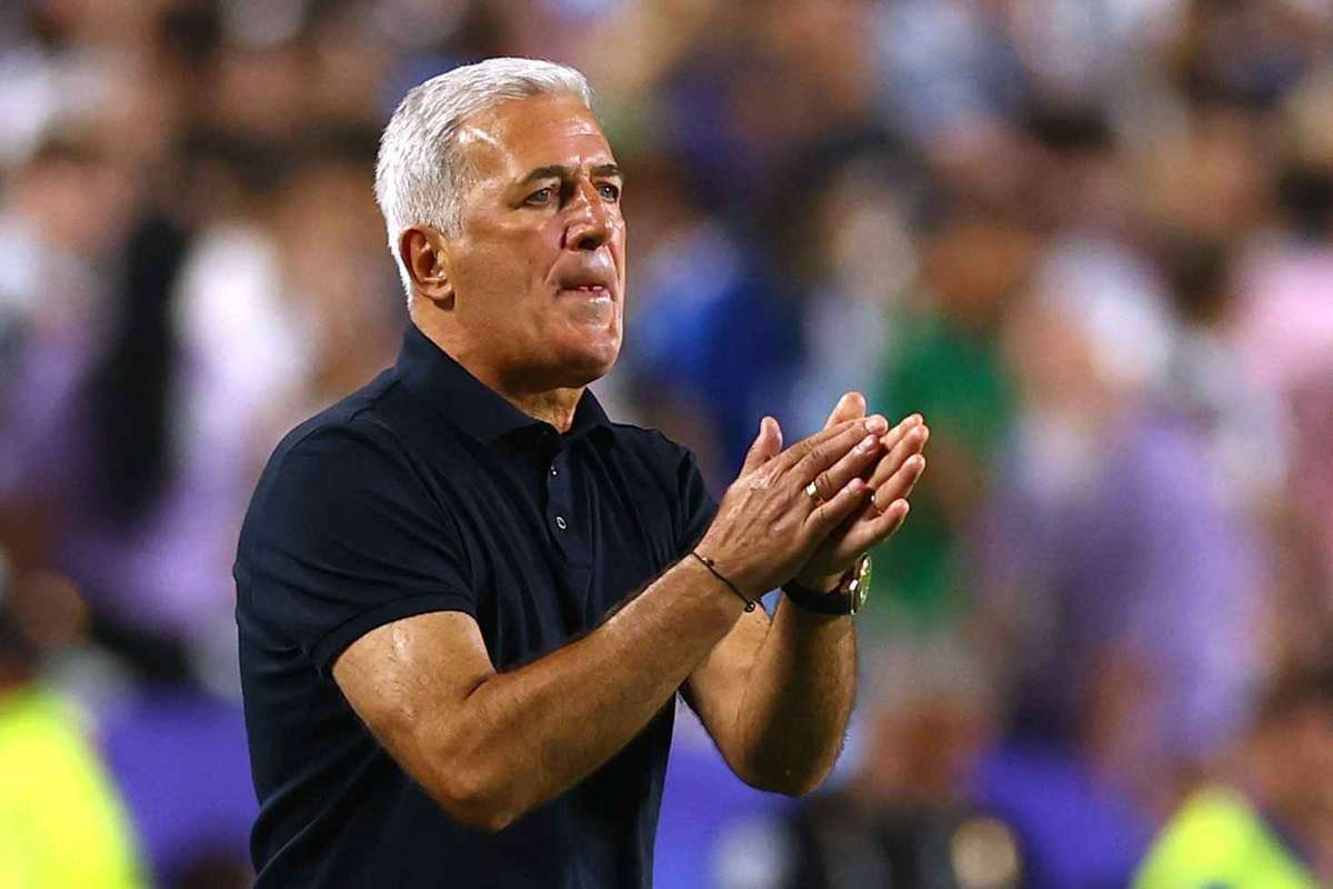 Messi ? "la classe permanente", dit Petkovic après la défaite algérienne