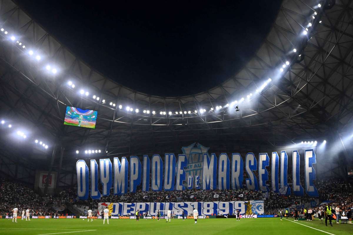 UEFA legt Marseille boete en selectiebeperkingen op wegens overtreding financiële regels
