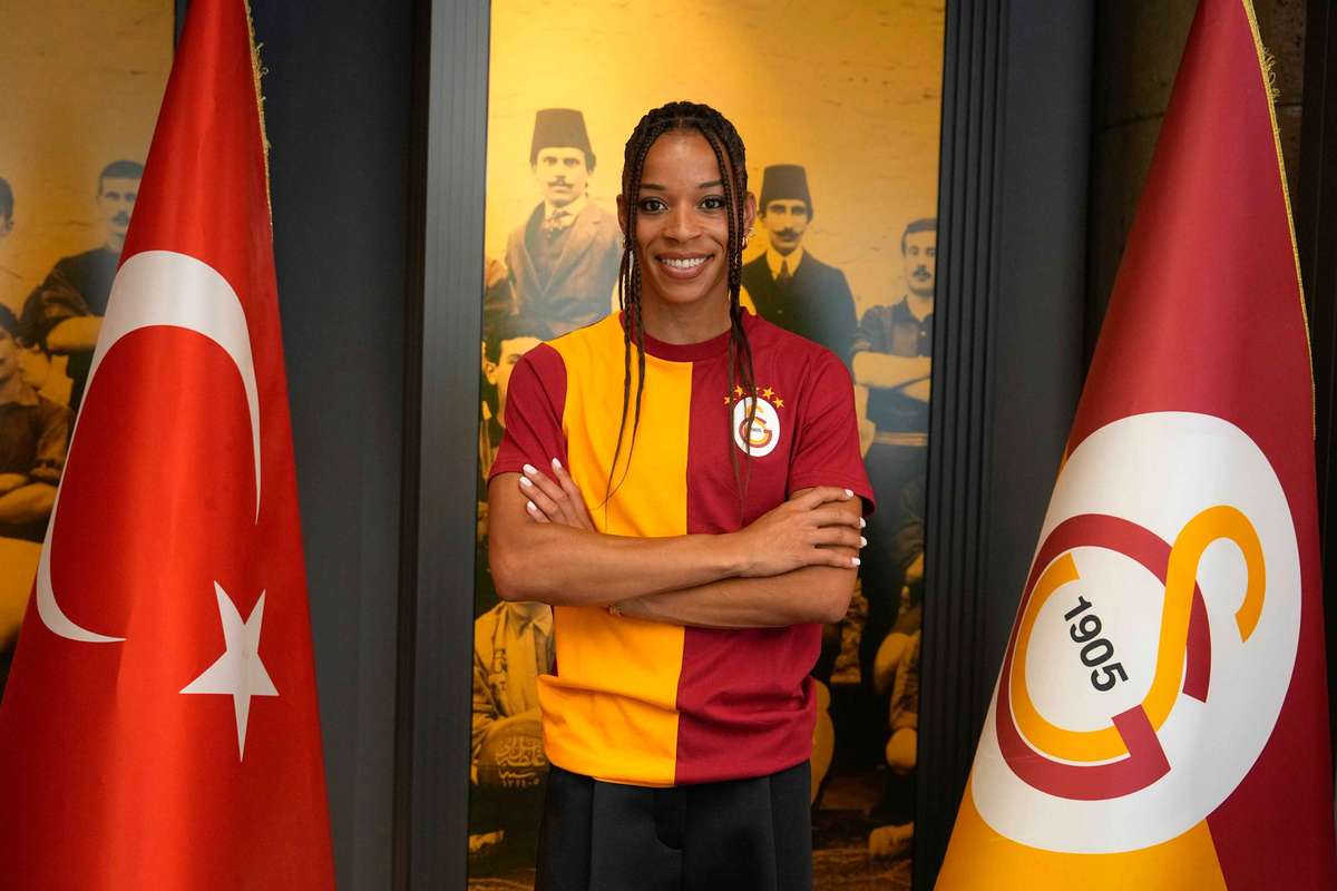 Feminino: Internacional portuguesa Jéssica Silva assina pelo Galatasaray