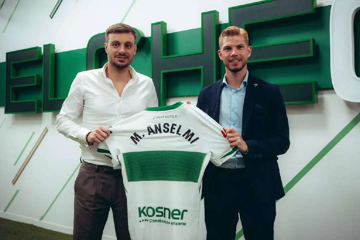Anselmi apresenta-se ao Elche: "Quero uma equipa protagonista, intensa e inteligente"