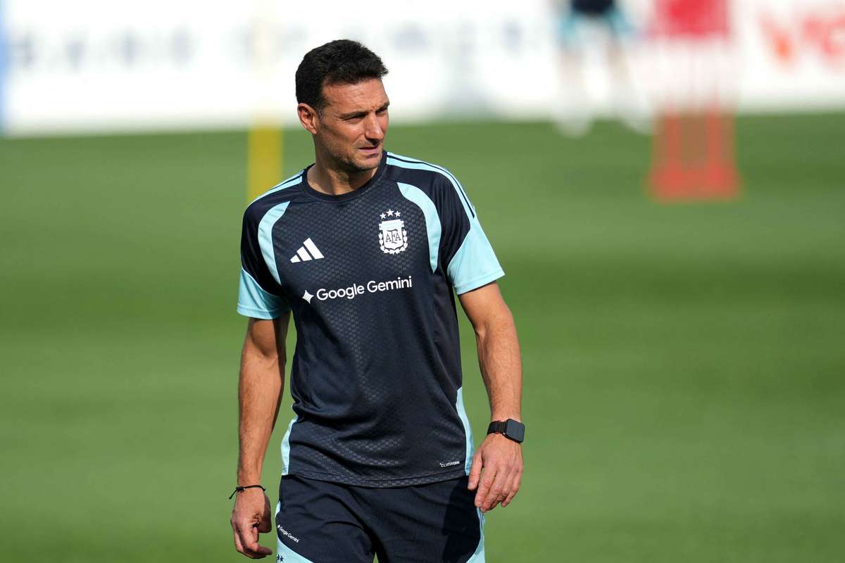 Scaloni se debate entre Lautaro Martínez y Julián Álvarez para el Argentina-Austria
