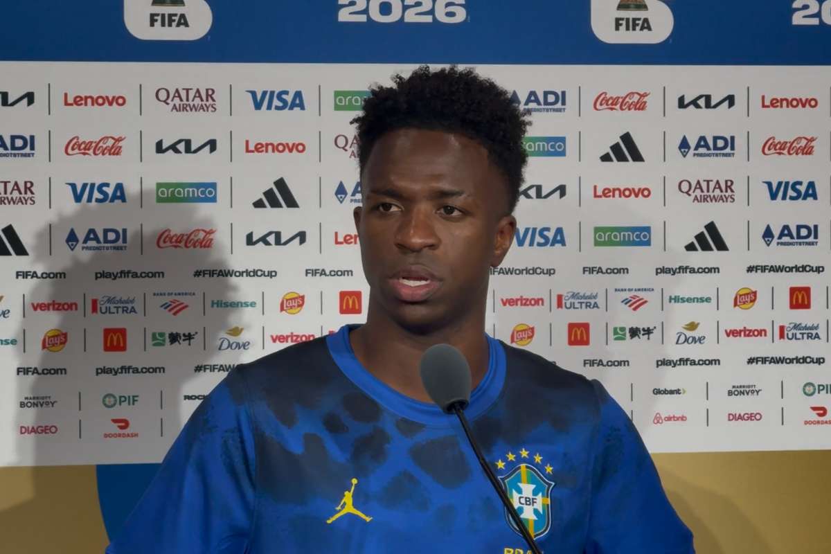 Vinicius, preocupado por Raphinha: "Esperamos que no sea grave"