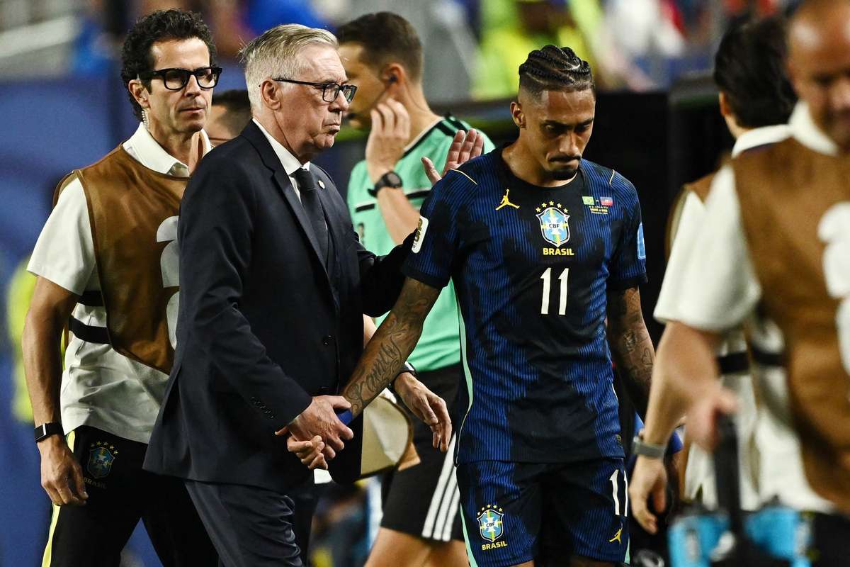 Mundial-2026: Raphinha tem lesão na face posterior da coxa e CBF não dá previsão de regresso