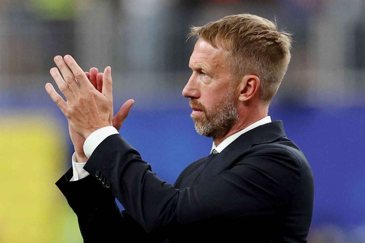 "Nous allons beaucoup apprendre de ce match", affirme Potter après la lourde défaite des Suédois