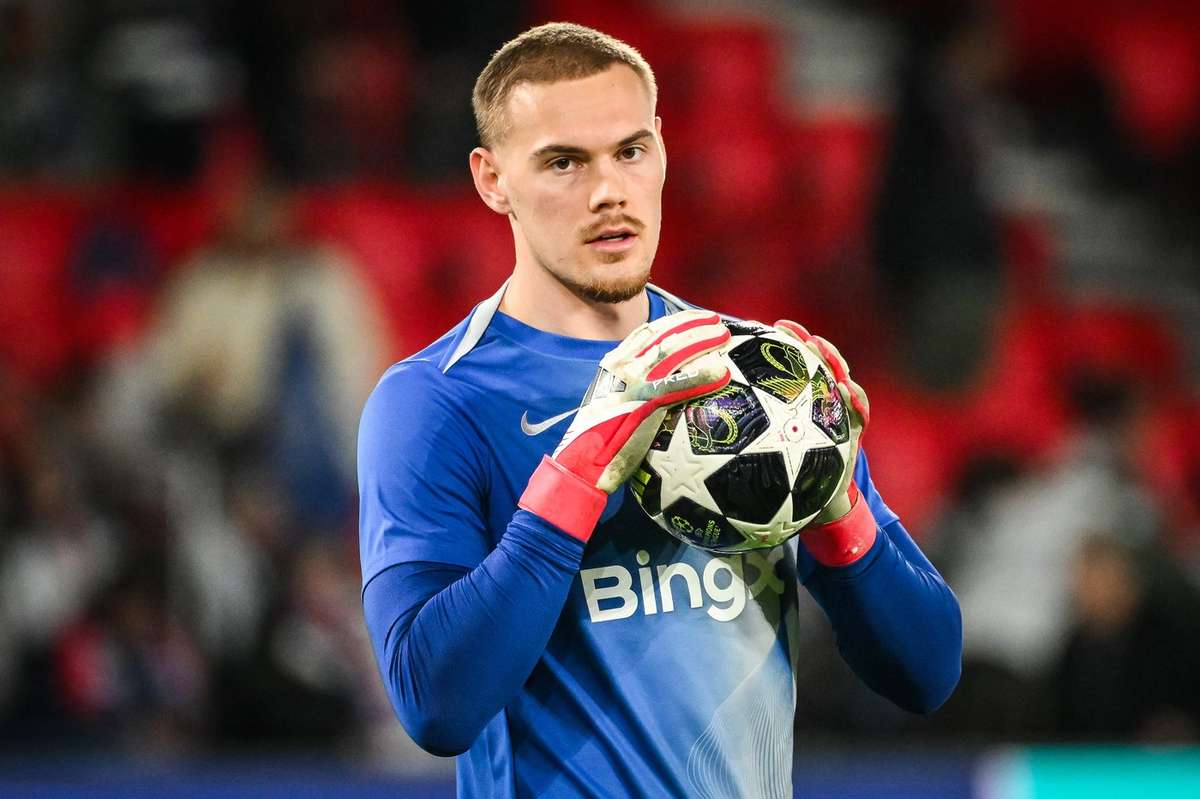 Chelsea vai ter prejuízo com guarda-redes que terá apresentado pedido de transferência