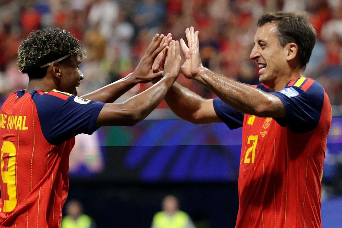 Espanha atropela Arábia Saudita e encaminha vaga na 2ª fase da Copa do Mundo
