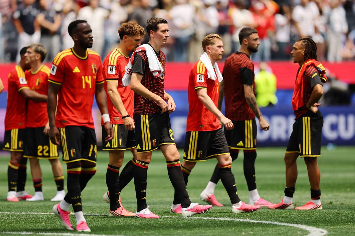 Belgium see red & play out bore draw with Iran to continue poor start to World Cup