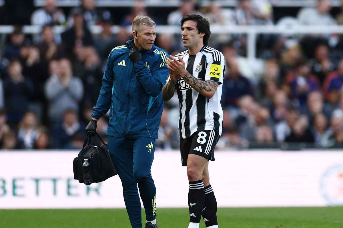 Newcastle rejeita proposta superior a 90 milhões por Tonali: Tottenham vai subir a parada