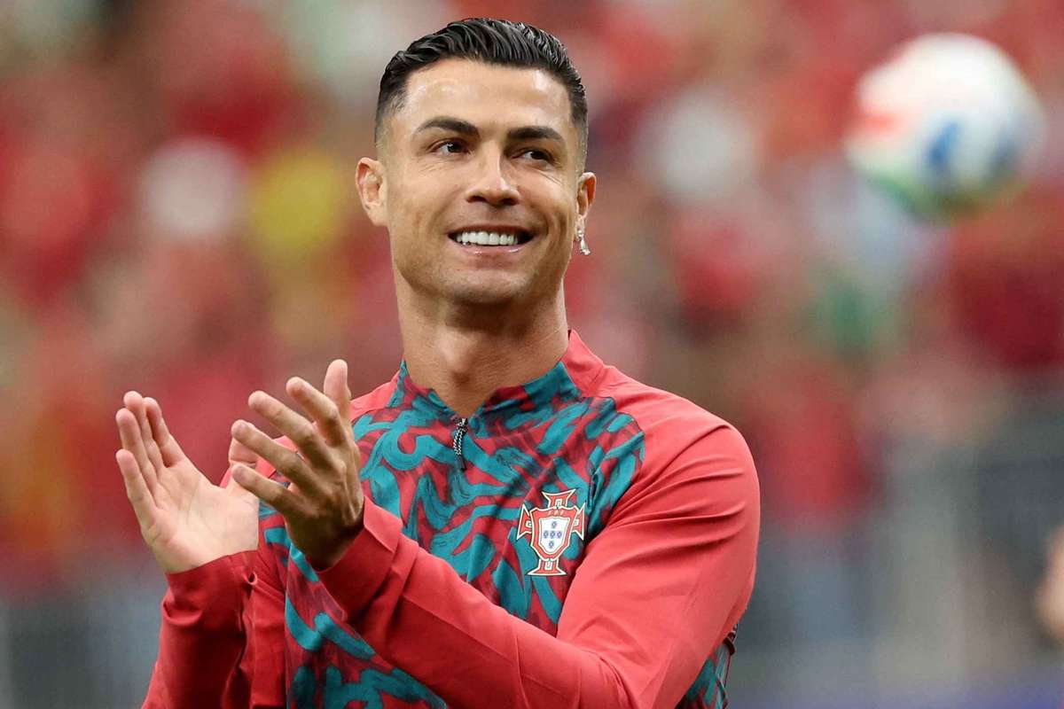 Mundial-2026: Michael Owen sai em defesa de Cristiano Ronaldo perante as críticas